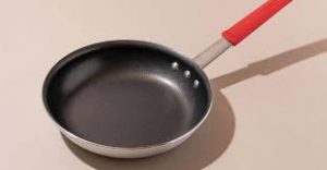why do ceramic frying pans lose their non-stick coating